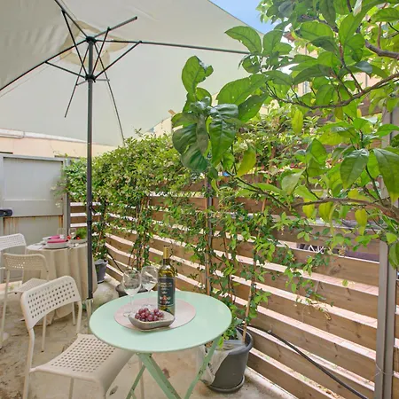 & Relax With Terrace - Happy Apartment Alassio