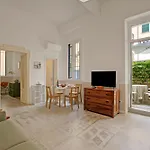 & Relax - Private Parking - Happy Appartamento