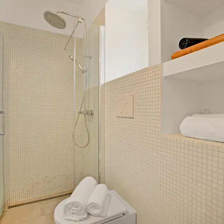 & Relax With Terrace - Happy Apartament Alassio