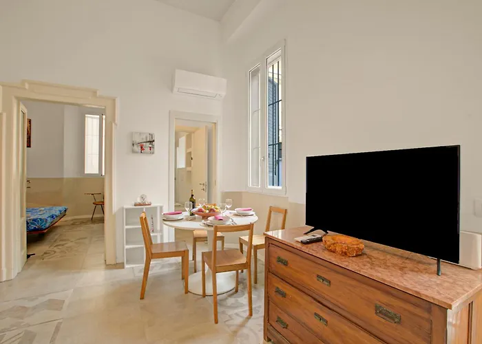 & Relax - Private Parking - Happy Apartment *